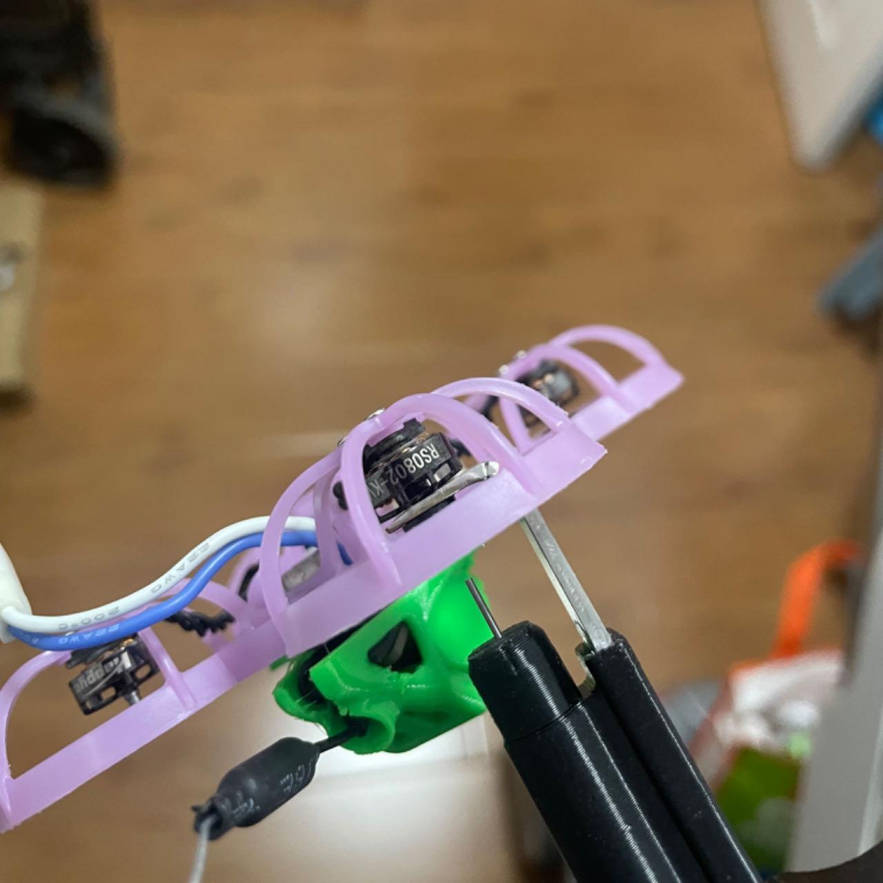 DT Propeller Puller Tinywhoop  - đánh giá và giá Drone Racing Gate